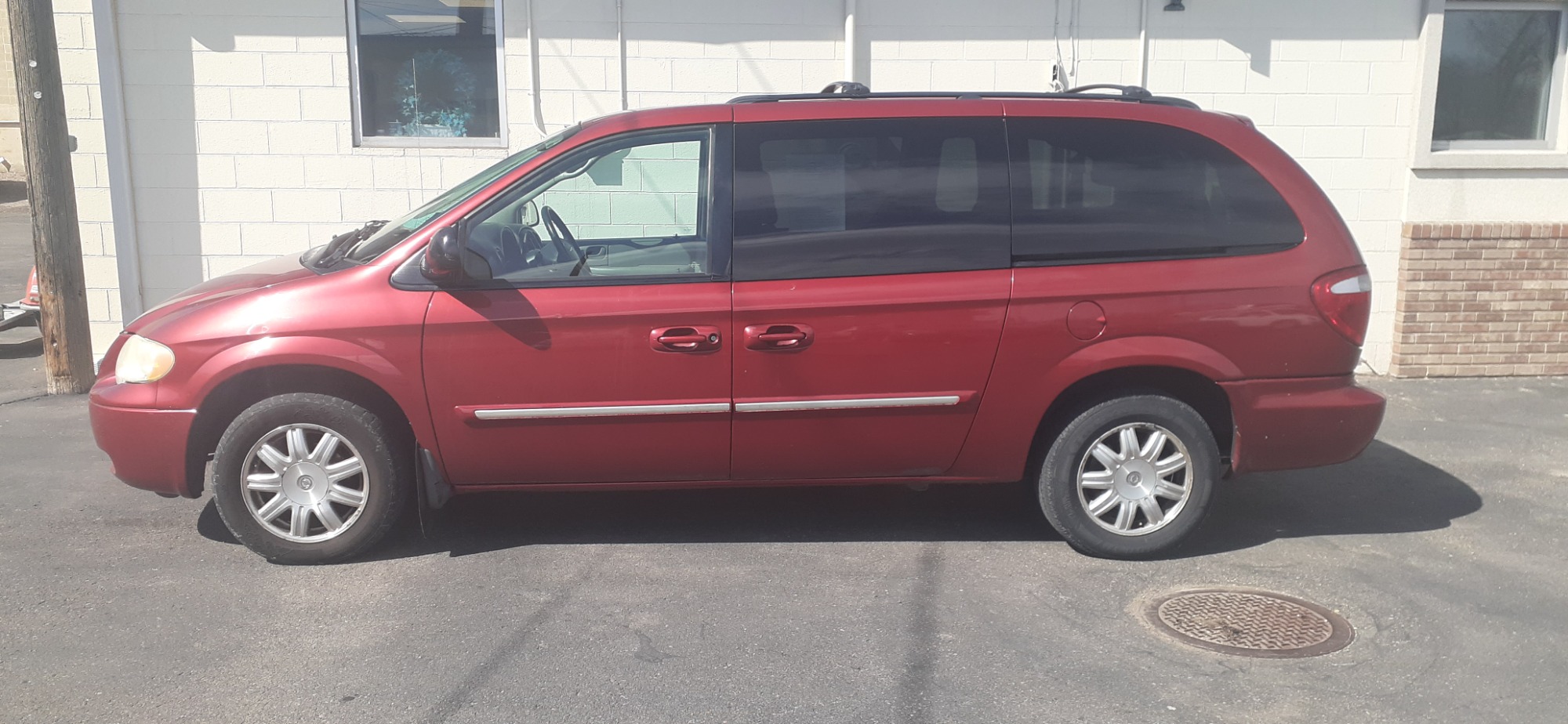 photo of 2006 Chrysler Town & Country Touring